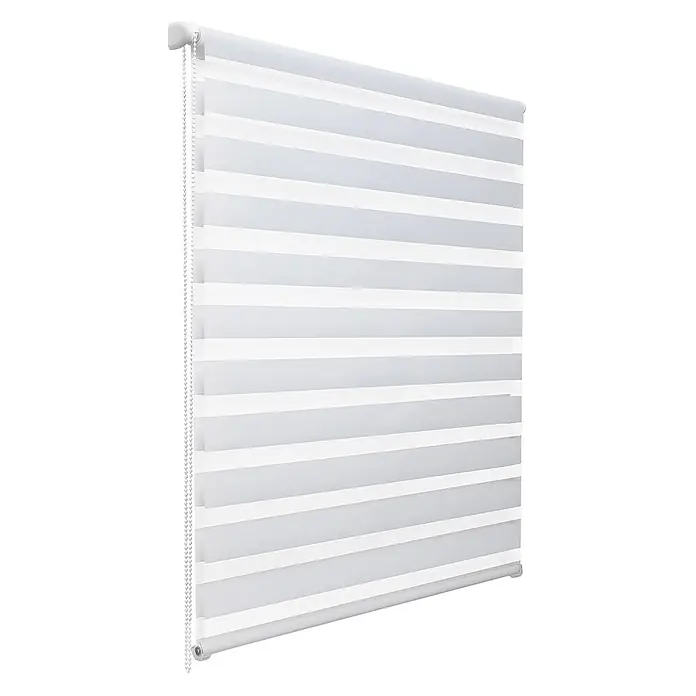 Sol Royal Doppelrollo - B x H: 105 x 150 cm, Weiß - Ein hellgrau-weiß gestreiftes Zebra-Rollo, bedient mit einer Perlenkette.