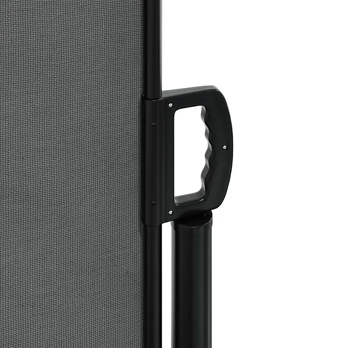 vidaXL Seitenmarkise Ausziehbar Anthrazit 180x1200 cm -  - Nahaufnahme eines schwarzen Griffs und vertikaler Stange eines ausziehbaren dunkelgrauen Netzvorhangs/Absperrung.