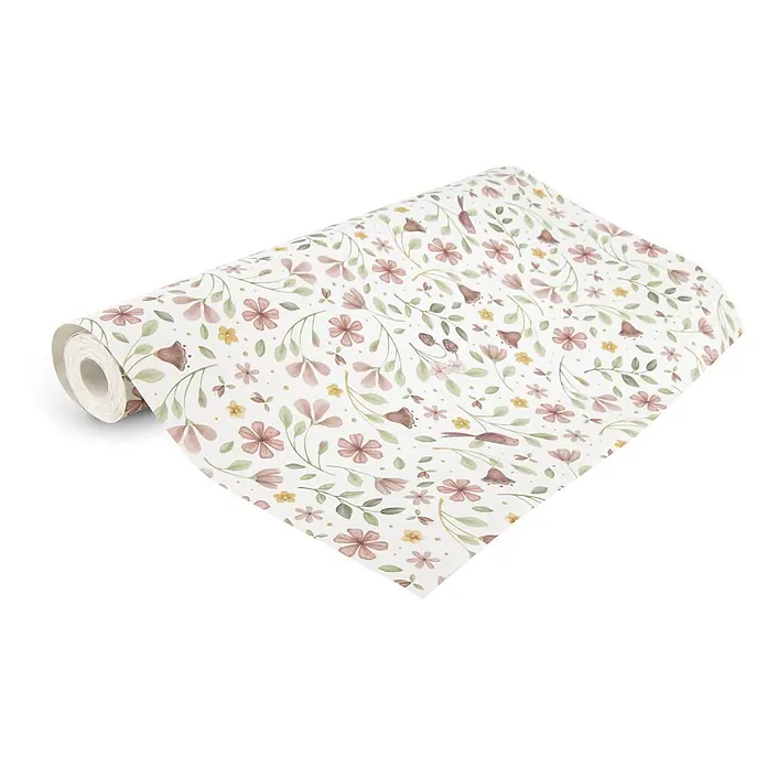Little Dutch Vliestapete Feentraum - Mehrfarbig, Tieroptik, 10 x 0,52 m - Eine Tapetenrolle mit zartem Blumenmuster in Rosa, Grün und Gelb auf hellem Hintergrund.