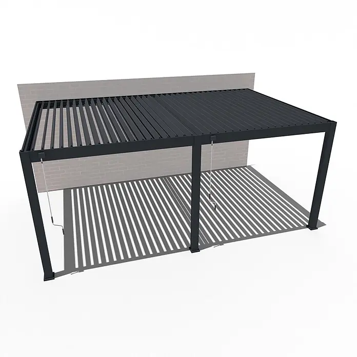 Weide Terrassenüberdachung - B x T: 600 m x 400 cm, Anthrazit, Anthrazit - Dunkelgraue Aluminium-Pergola mit verstellbarem Lamellendach und Handkurbeln, die Streifenschatten wirft.