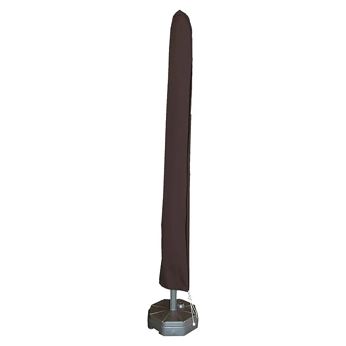 Garden Impressions Sonnenschirm-Schutzhülle - Ø x H: 40 x 240 cm, Kunststoff - Dunkelbraune Sonnenschirmhülle über einem zusammengeklappten Schirm, auf einem dunkelgrauen, achteckigen Schirmständer mit Mittelstange.