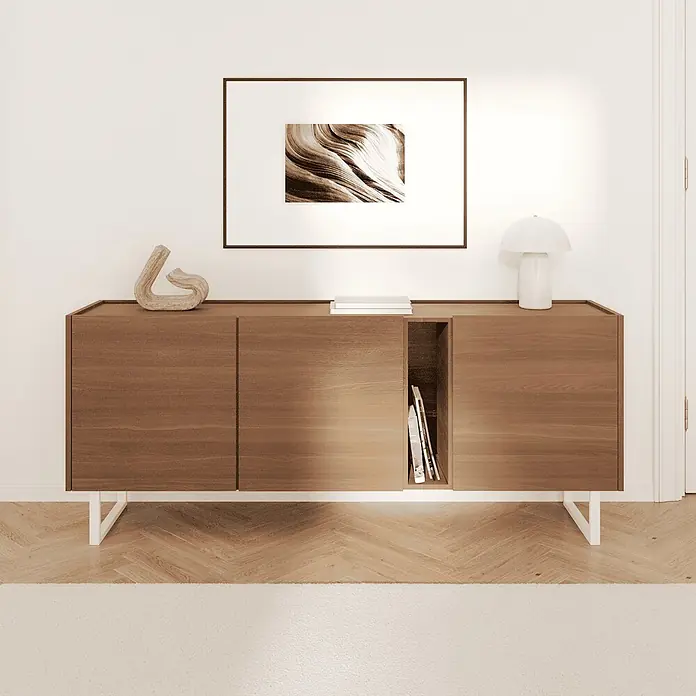 HEVVA Möbelfuß-Set GRAZ - L x B x H: 30 x 3 x 20 cm, Metall, 2 Stk. - Ein langes, hölzernes Sideboard mit weißen Beinen. Es hat mehrere Fächer, eines offen mit Büchern, und Dekoration darauf.