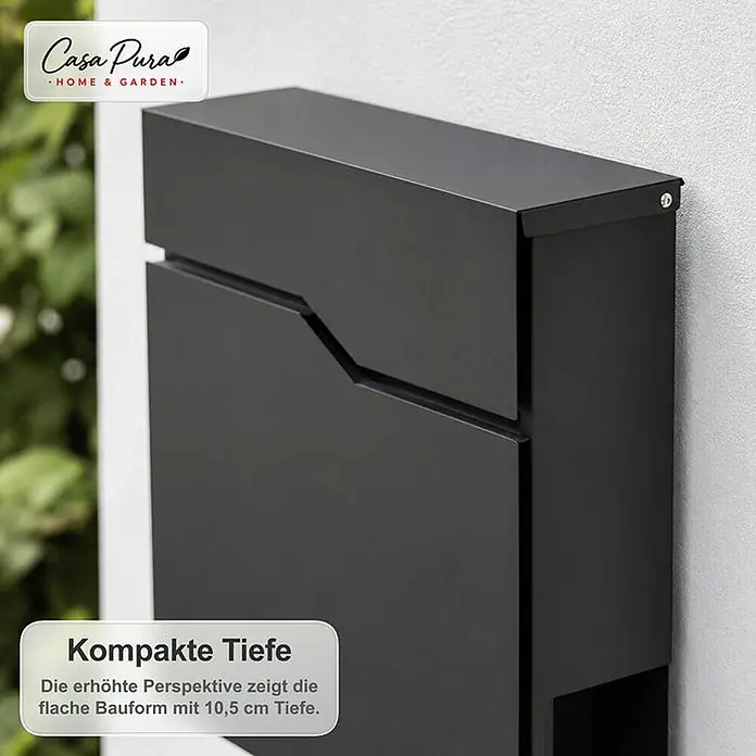 Floordirekt Wandbriefkasten Pascal - L x B x H: 10,5 x 37 x 37 cm, Anthrazit, Stahl, Zeitungsfach - Schwarzer Briefkasten mit kompakter Bauform und 10,5 cm Tiefe an einer Wand montiert.
