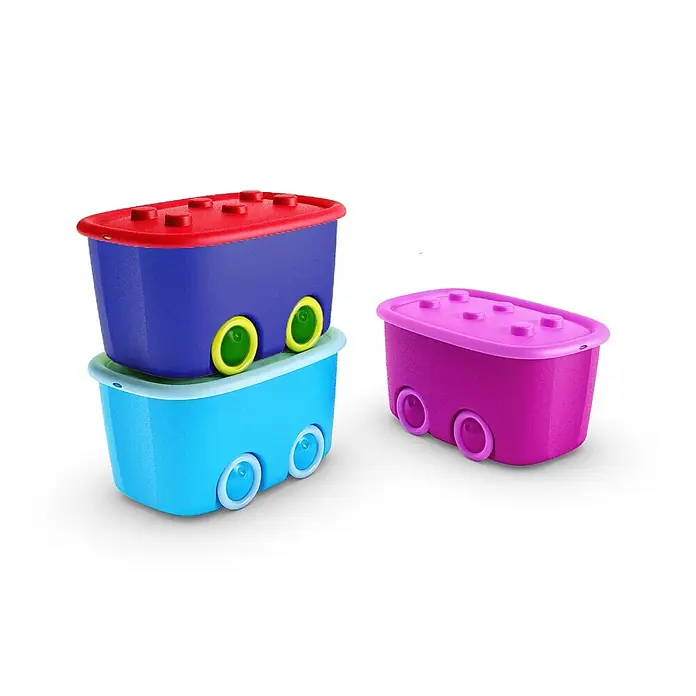 Ondis24 Aufbewahrungsbox - L x B x H: 52 x 38,5 x 32 cm, Kunststoff, Blau - Bunte stapelbare Spielzeug-Zugwaggons mit Steckaufsätzen und Rädern, in Blau, Rot, Magenta, mit gelben, grünen und pinkfarbenen Akzenten.