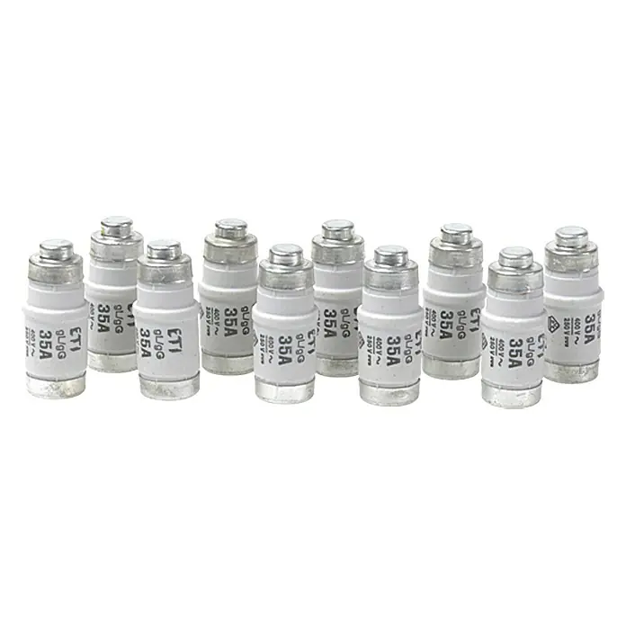 Neozed-Sicherung - 35 A, 400 V, D02, E18, 10 Stk. - Eine Reihe von 35A gL/gG Sicherungen, die für 400V bis 250V geeignet sind, dargestellt auf einem weißen Hintergrund.