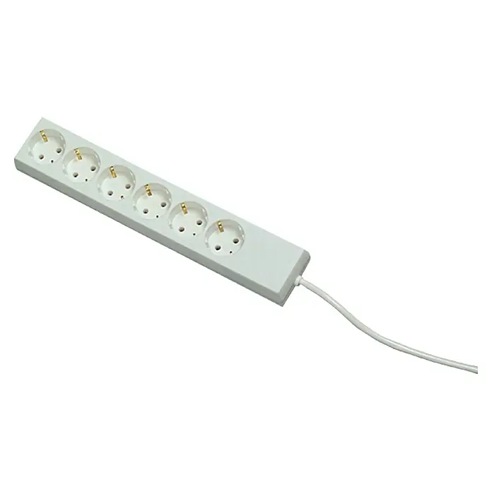 Base de enchufe múltiple - 6 conexiones, Blanco, Longitud del cable: 1,4 m, Sin interruptor, Número de enchufes Schuko: 6 ud. - Regleta con seis tomas de corriente y cable blanco, diseñada para el uso flexible de dispositivos electrónicos en el hogar o en la oficina.