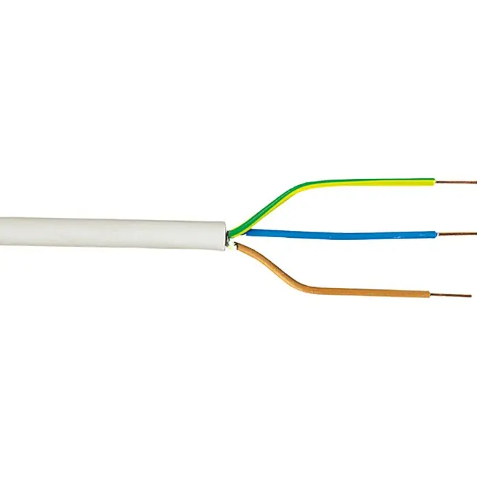 Mantelleitung NYM-J 3x1,5 mm² - Anzahl Adern: 3, 1,5 mm², 5 m - Nahaufnahme eines Elektrokabels mit drei farbcodierten Adern, die aus der weißen Ummantelung ragen und blanke Drahtenden zeigen.