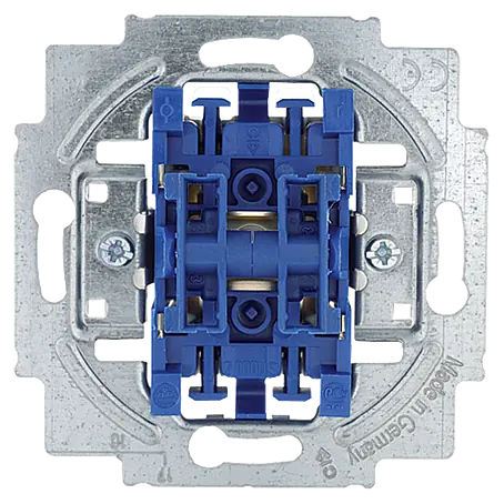 472775_3