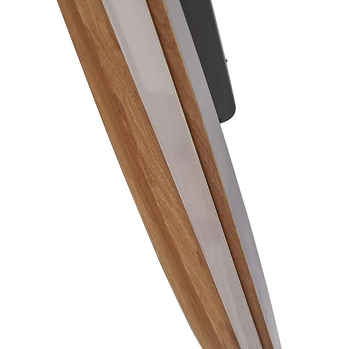 Lucande LED Pendelleuchte Esstisch dimmbar, Hängelampe Esszimmerlampe -  - Nahaufnahme einer linearen Leuchte mit Holzlamellen, einem lichtdurchlässigen weißen Diffusor und einem dunkelgrauen Gehäuse.