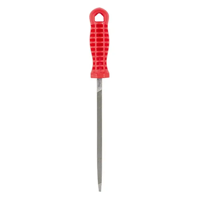 Wisent Dreikant-Sägefeile - Dünn, Hieb: 2/Mittel, Länge Feilenblatt: 150 mm - Nahaufnahme einer dreieckigen Nadelfeile mit rotem Griff, ideal für präzise Arbeiten und Detailbearbeitung in Werkstätten.