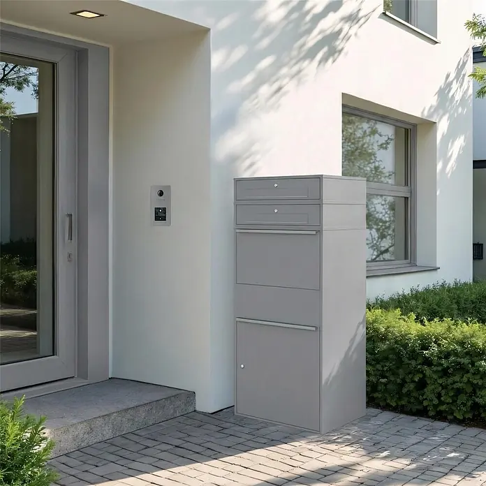 Metzler Paketbox XL 2 BRFK BISPO MAX - L x B x H: 45,4 x 72 x 161 cm, Graualuminium, Stahl, Paketfach, 2 Briefkastenfächer - Moderne graue Paketbriefkastenanlage mit mehreren Fächern am Hauseingang für sichere Zustellungen.