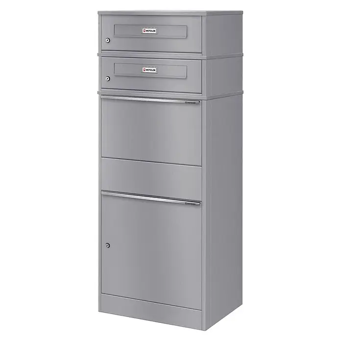 Metzler Paketbox 2 BRFK BISPO RE - L x B x H: 37,4 x 50,3 x 130,3 cm, Graualuminium, Stahl, Paketfach, Mit 2 Briefkastenfächern und Namensschildern - Graue, mehrteilige Briefkastenanlage mit zwei Einwurfschlitzen, zwei großen Fächern unten und individuellen Schlössern.