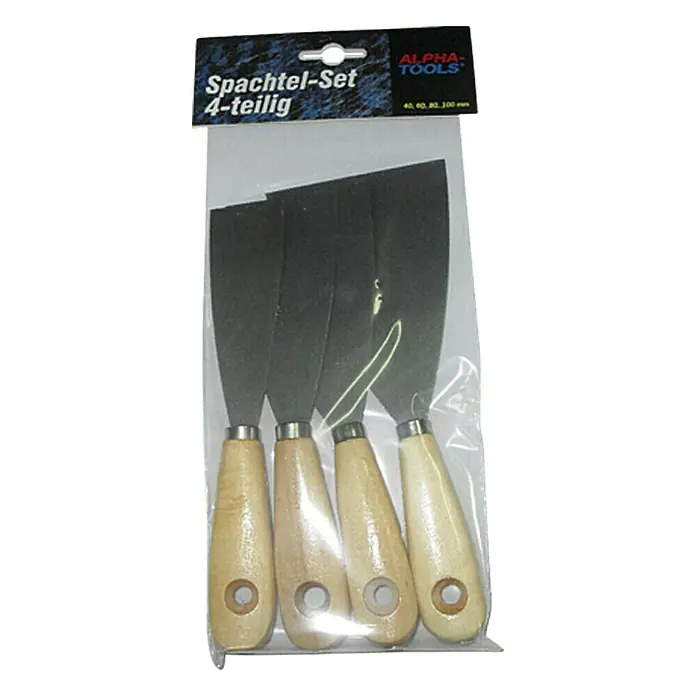 Alpha Tools Set de espátulas - 4 pzs. - Imagen de un juego de espátulas de cuatro piezas de Alpha Tools, embalado en plástico. Las espátulas tienen mangos de madera y hojas negras.