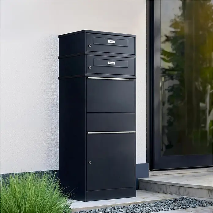 Metzler Paketbox 2 BRFK BISPO RE - L x B x H: 37,4 x 50,3 x 130,3 cm, Anthrazit, Stahl, Namensschild, Mit 2 Briefkastenfächern und Namensschildern - Freistehender anthrazitfarbener Mehrfach-Briefkasten und Paketbox für den Außenbereich.