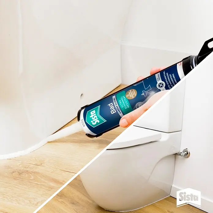 Sista Sanitär-Silikon Ultra Schimmelresistent - Weiß, 280 ml - Eine Hand trägt weißes Sista Sanitär-Silikon zum Abdichten einer Toilettenbasis auf. Das geteilte Bild zeigt Anwendung und versiegelte Toilette.