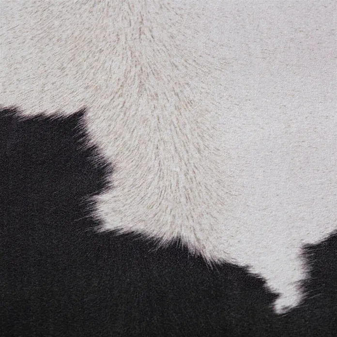 Kayoom Kunstfell Sanari 200 - Schwarz/Weiß, 190 x 155 cm, 100 % Polyester - Schwarz-weißes Kuhfell-Textur.