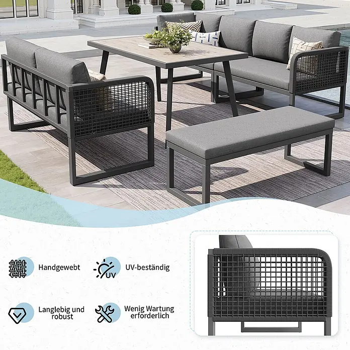 SONNENH Loungemöbel-Set 5-teilig für 6–8 Personen Grau -  - Graue Outdoor-Gartenmöbelgarnitur mit geflochtenen Akzenten, bestehend aus Ecksofa, Sofa, Tisch und Bank, auf einer Terrasse.