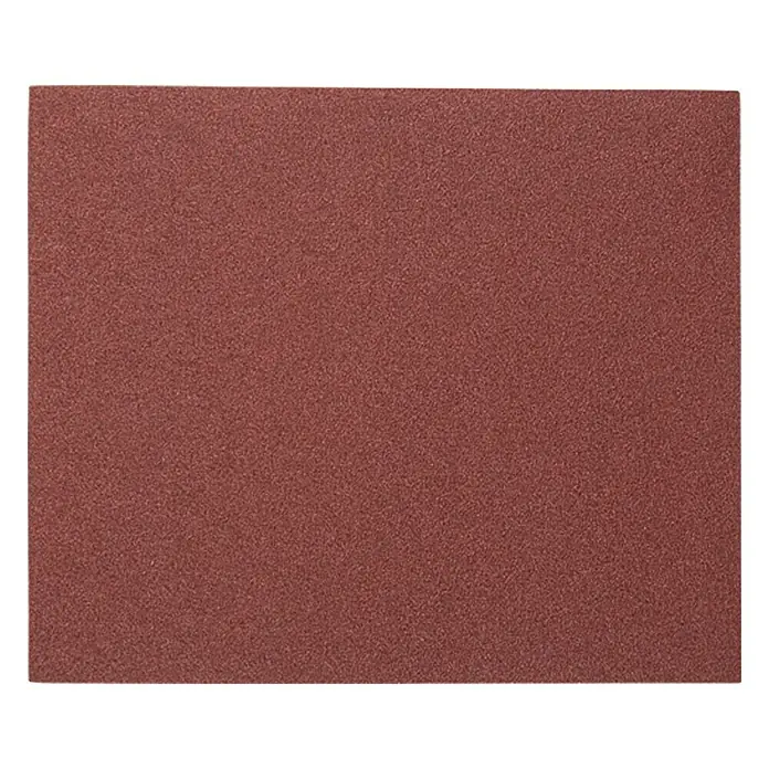 BAUHAUS Schleifpapier Exclusiv - Körnung: 80 - Nahaufnahme eines quadratischen Blattes Schleifpapier mit einer roten, körnigen Oberfläche, ideal zum Schleifen und Glätten.