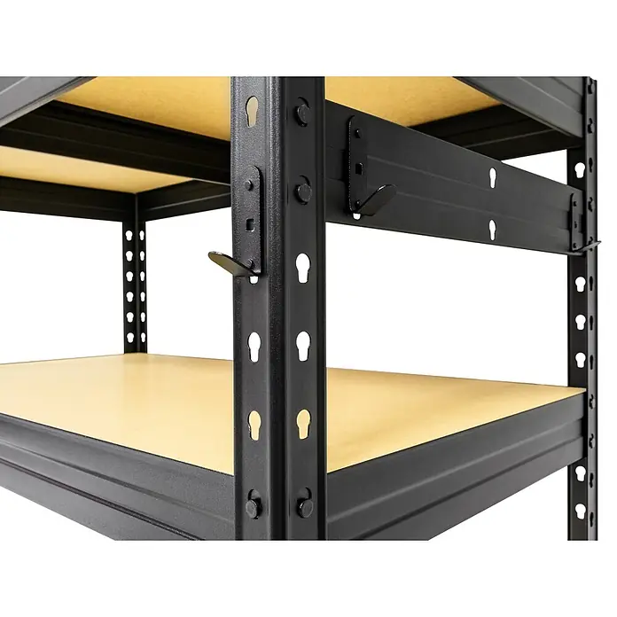 Metallregal Praktik - H x B x T: 180 x 90 x 45 cm, Traglast pro Boden: 250 kg, Anzahl Böden: 5 Stk., Stecken, Schwarz - Schwarzes Metallregal mit hellbraunen Holzablagen, mit verstellbarer Schlüsselloch- und Hakenmontage.