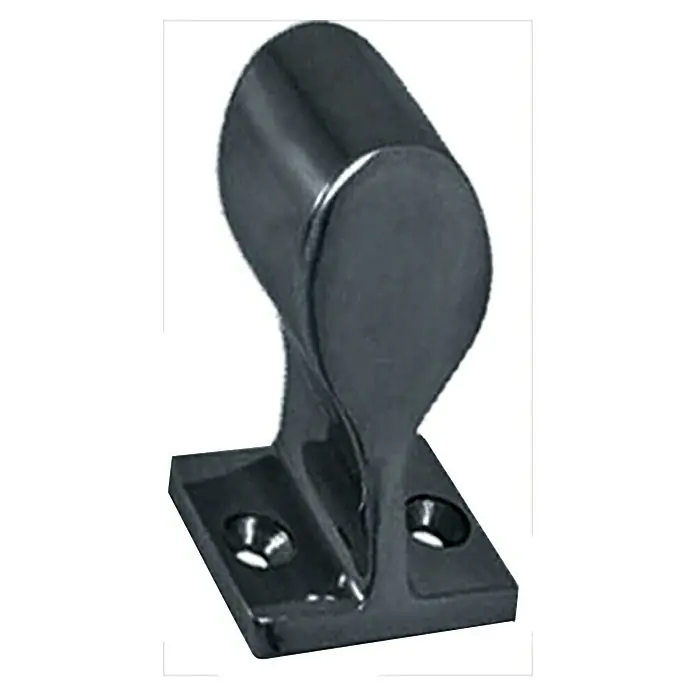 Marinetech Handlaufendstück - 25 mm, Höhe: 45 mm, 60 °, Edelstahl, A4 - Nahaufnahme einer schwarzen Handlaufstütze mit quadratischer Basis und Befestigungslöchern für eine sichere Installation.