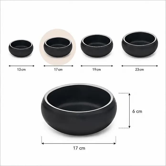 belviona Futternapf - 17 x 17 x 6 cm, Edelstahl, Fassungsvermögen: 800 ml - Set schwarzer Schalen mit silbernen Rändern in verschiedenen Größen, Durchmesser und Höhe zeigend.