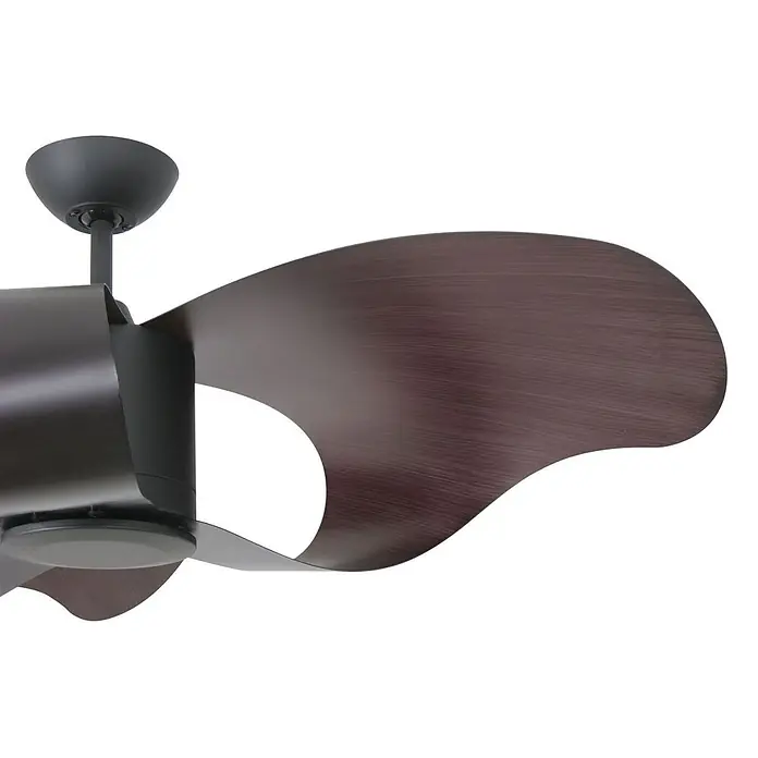 Vam Deckenventilator Vam DC Deckenventilator Raffaello schwarz Walnuss 112 cm - Matt schwarz mit Walnuss Optik Flügeln aus Kunststoff, 1.320 mm, 42 W - Dunkelbrauner Deckenventilator mit geschwungenen, gebürsteten Flügeln und schwarzem Gehäuse.