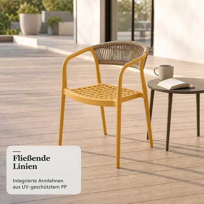 Floordirekt Gartenstuhl Solaro - 1 Stk., Polypropylen (PP) und handgeflochtenes Seil, Gelb, B x T x H: 54 x 58 x 70 cm - Gelber Terrassenstuhl mit geflochtener Rückenlehne und integrierten UV-geschützten PP-Armlehnen auf Holzdeck neben Tisch.