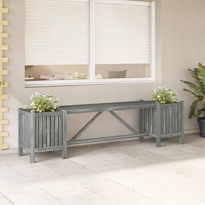 Furnicato Gartenbank mit Pflanzkübeln, Akazienholz, Grau -  - Graue Holz-Pflanzbank mit Blumen auf einer Terrasse, bietet Sitzgelegenheit und Pflanzenpräsentation.