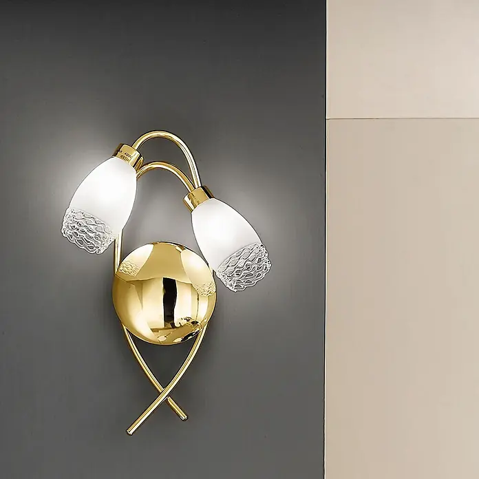 Orion Leuchten Wandleuchte - 28 W, L x B x H: 9 x 26 x 35 cm, G9 - Elegante goldene Wandleuchte mit zwei mattierten und strukturierten Glasschirmen, mit reflektierendem goldenem Sockel.
