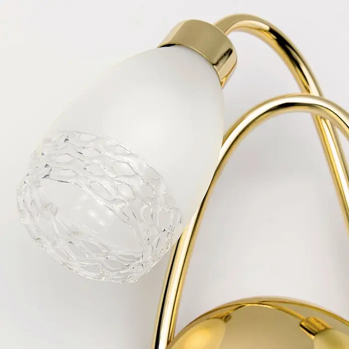 Orion Leuchten Wandleuchte - 28 W, L x B x H: 9 x 26 x 35 cm, G9 - Mattweiße Glaslampenabdeckung mit klarem Struktumuster auf glänzend goldener Metallhalterung.