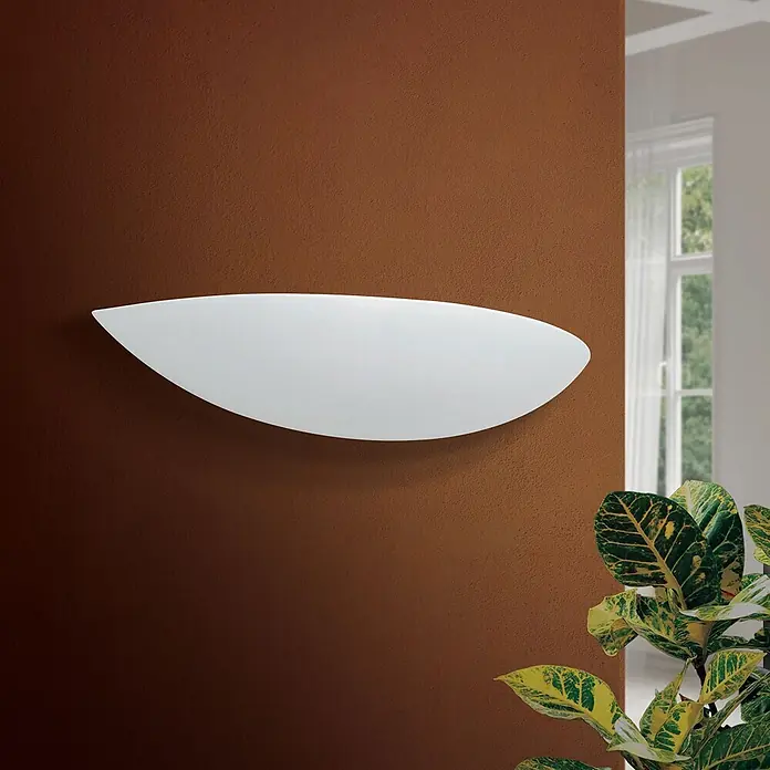Orion Leuchten Wandleuchte - 150 W, L x B x H: 15 x 45 x 8,5 cm, R7s - Weiße, ovale Wandleuchte an einer Wand montiert.