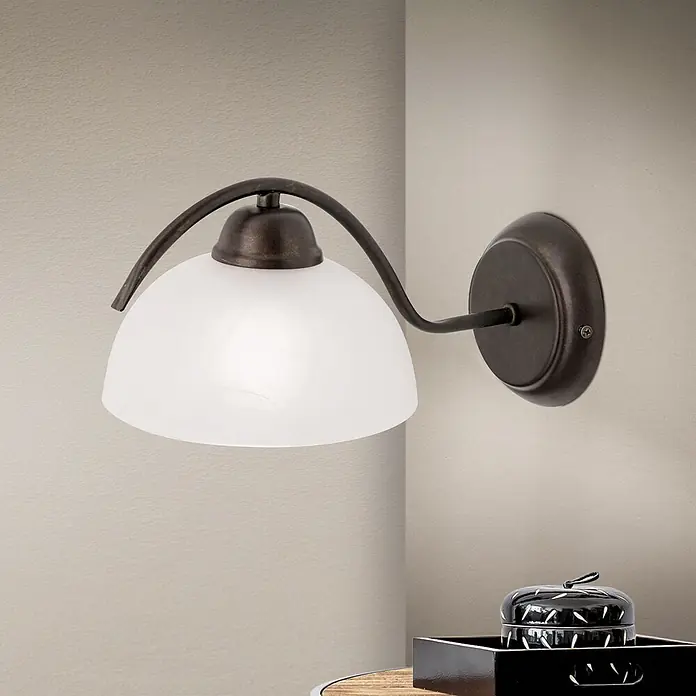 Orion Leuchten Wandleuchte - 40 W, L x B x H: 29 x 17,5 x 14 cm, E27 - Wandleuchte aus Antikbronze mit geschwungenem Arm und weißem Milchglasschirm.