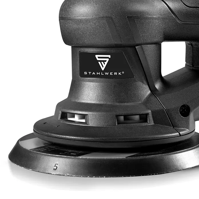 STAHLWERK Elektro-Exzenterschleifer Brushless Exzenterschleifer 350 W Handschleifer Set - 350 W, 4.000 U/min - 10.000 U/min - Nahaufnahme eines schwarzen STAHLWERK Exzenterschleifers mit strukturiertem Griff und Schleifteller.