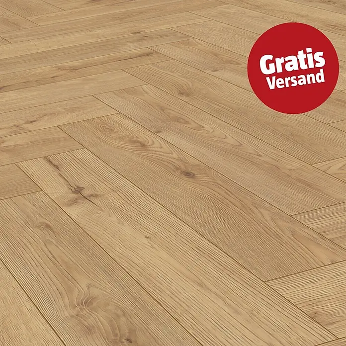Krono Original Laminat Herringbone - Sundance Oak, Fischgrät, 630 x 126 x 8 mm - Hellbrauner Holzboden mit Fischgrätmuster, natürlicher Holzmaserung und rotem Kreis mit 'Gratis Versand'.