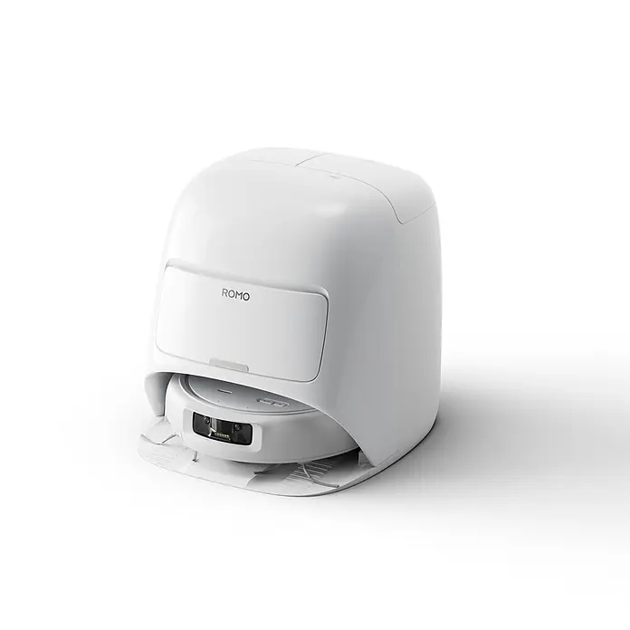 DJI Saugwischroboter S - Saugkraft: 25.000 Pa, Akkulaufzeit: 180 min, Fassungsvermögen Roboter: 260 ml - Weißer Saugroboter mit integrierter Absaugstation. Markenname ROMO sichtbar.