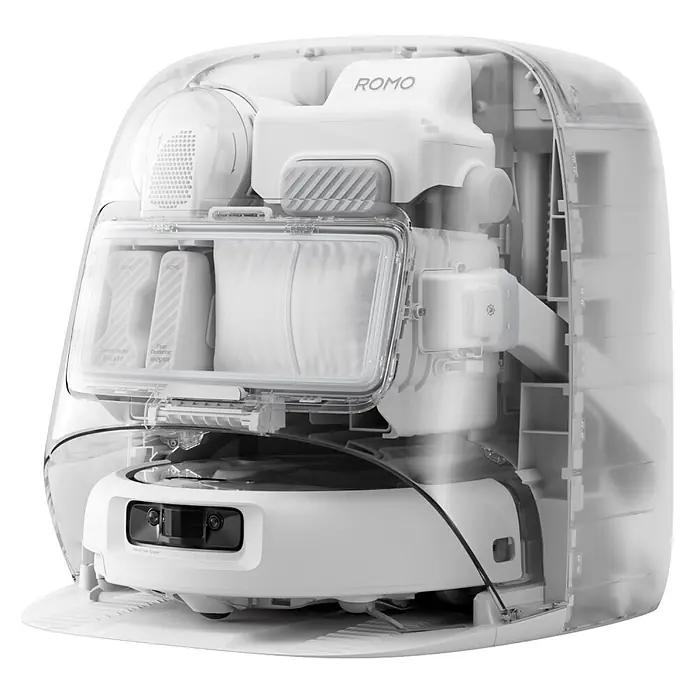DJI ROMO P2 Clean More Combo Saugwischroboter 36.000 Pa, Wassertank -  - Transparent-weiße/graue Roboter-Reinigungsstation mit sichtbaren internen Komponenten, Flüssigkeitstanks und angedocktem Saugroboter mit 'Hybrid Vision System'.