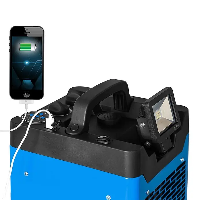 ALLEGRA Bauheizer AB-H35 - 3,3 kW, Nennspannung: 220 V - 240 V, Blau - Blau-schwarze, tragbare Powerstation lädt ein Smartphone und hat eine integrierte LED-Leuchte.