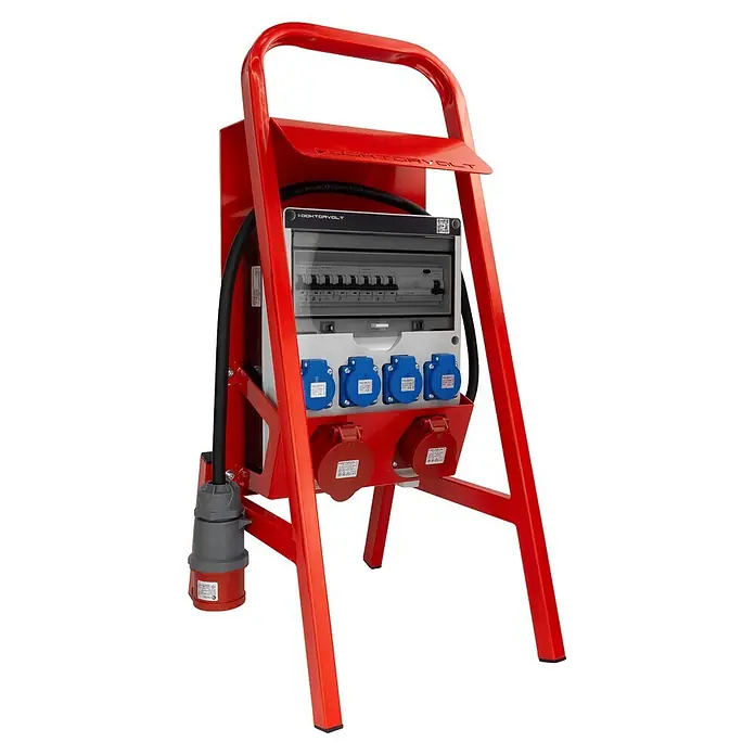 Baustromverteiler Doktorvolt 1x CEE 32A, 1x CEE 16A, 4x SCHUKO, freistehender Ständer - Anzahl CEE-Steckdosen: 2 Stk., Anzahl Steckdosen Schuko: 4 Stk., IP44 - Roter tragbarer Stromverteiler mit Griff, mit mehreren Industriesteckdosen (CEE blau, rot) und Schutzschaltern.