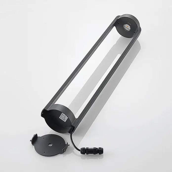 Lucande LED Wegeleuchte in anthrazit, Gartenlampe -  - Dunkelgraue lineare LED-Leuchte mit rechteckigem Rahmen, transluzentem Diffusor, Montageplatte und wasserdichtem Kabelstecker.
