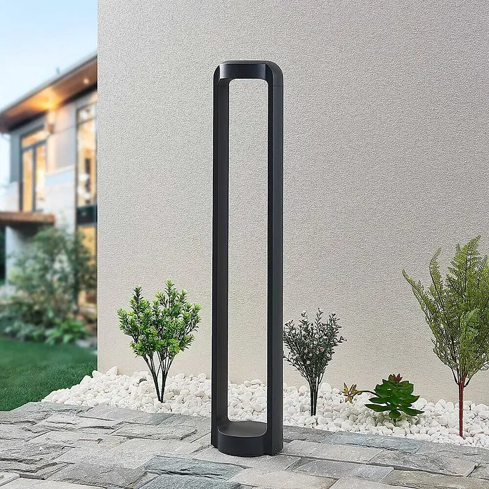 Lucande LED Wegeleuchte in anthrazit, Gartenlampe -  - Moderne, dunkelgraue Pollerleuchte mit offenem, rechteckigem Design für die Gartenwegbeleuchtung.