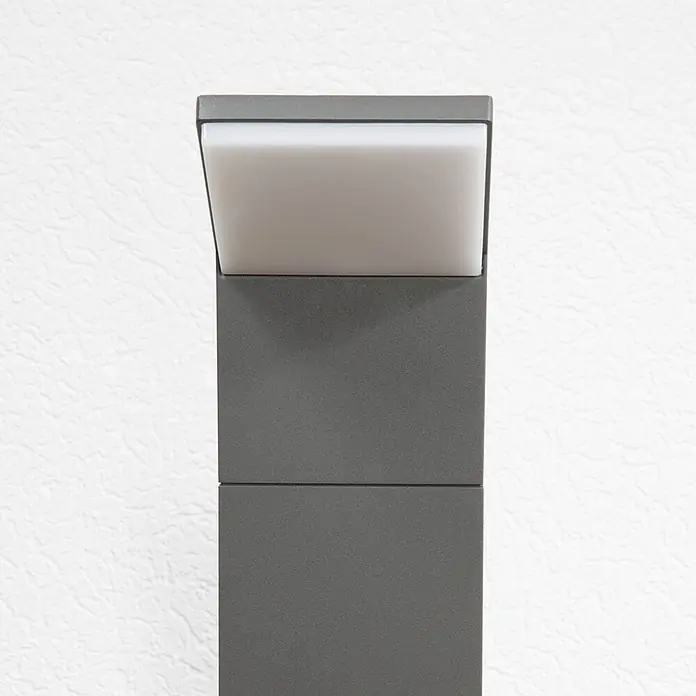 Lucande LED Wegeleuchte anthrazit Gartenlampe 100cm Pollerleuchte Aluminium -  - Rechteckige dunkelgraue Pollerleuchte mit transluzentem weißem Aufsatz für diffuse Beleuchtung.