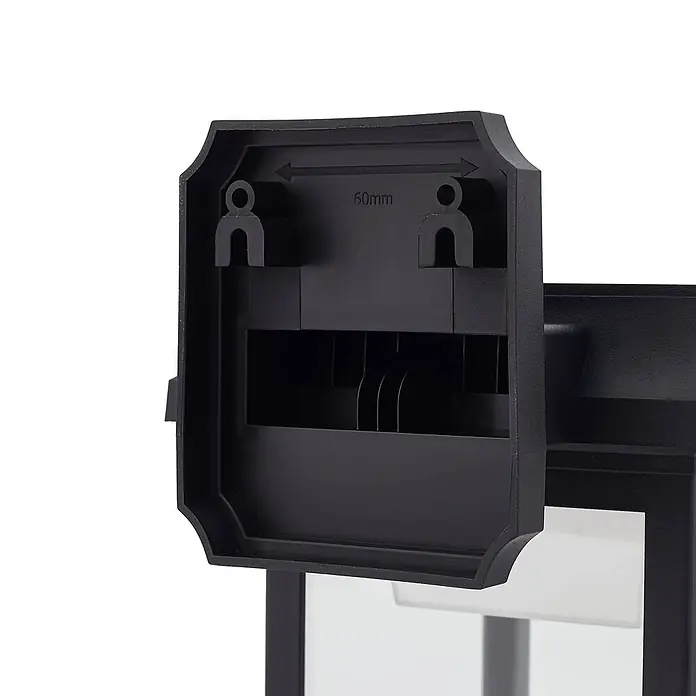 Lindby LED Solar Wandleuchte aussen in schwarz, mit Bewegungsmelder, -  - Schwarze Kunststoff-Montageplatte mit zwei Schlüsselloch-Aufhängungen und 60mm Abstandsbeschriftung.