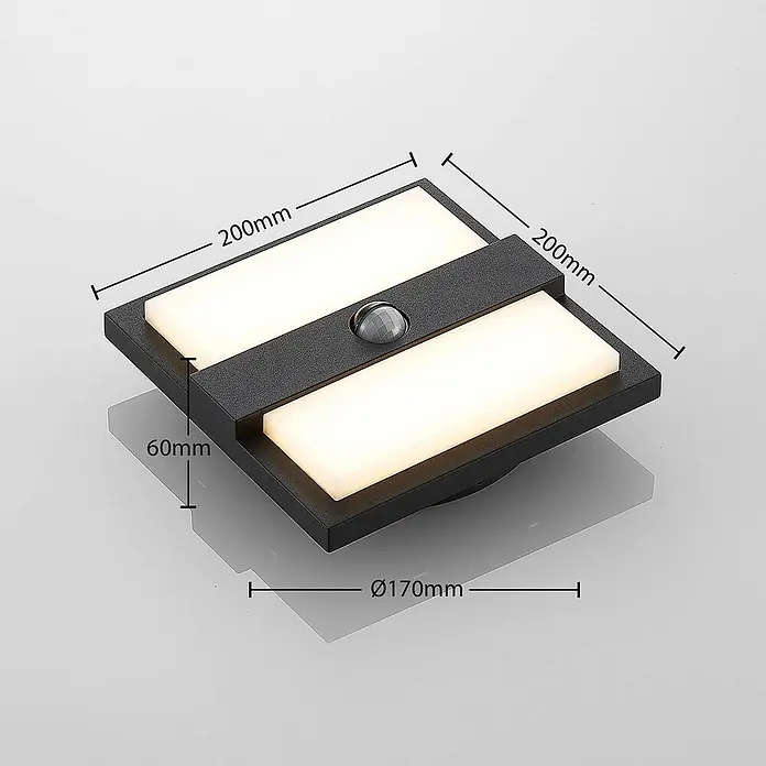 Lucande LED Wandleuchte aussen in anthrazit, weiß, mit Bewegungsmelder, -  - Schwarze quadratische LED-Decken-/Wandleuchte mit zwei weißen Paneelen und Bewegungssensor.