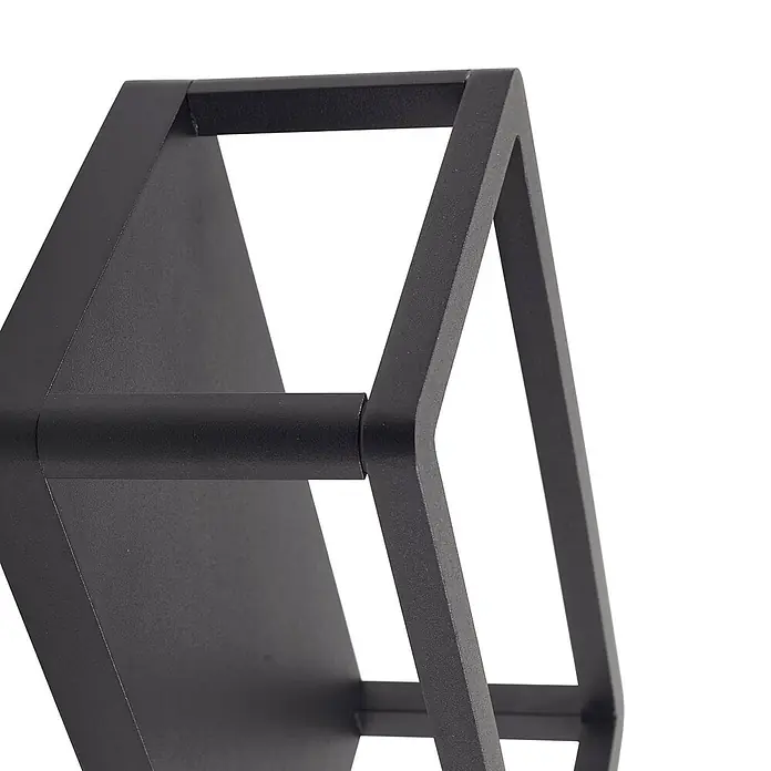 Lucande LED Wandleuchte aussen in schwarz matt, transparent, Aussenlampe -  - Nahaufnahme einer mattschwarzen, eckigen Metallhalterung mit horizontalem Verbindungsstab.