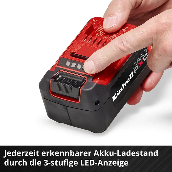 Einhell PXC 18V Akku PXC 18V 5,2Ah - 18 V, 5,2 Ah - Roter und schwarzer Einhell PXC Akku in der Hand, zeigt 3-stufige LED-Ladeanzeige.