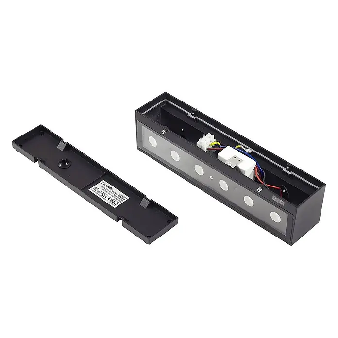 Lucande LED Wandleuchte aussen in schwarz matt, Aussenlampe Wand -  - Schwarze LED-Wandleuchte, zerlegt, zeigt interne Verkabelung und Bauteile.