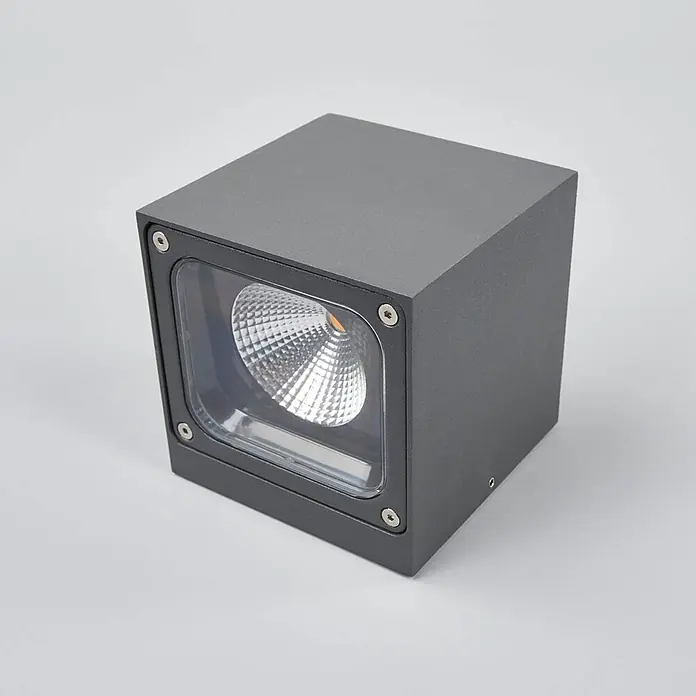Lucande LED Wandleuchte aussen in dunkelgrau, Aussenlampe Wand -  - Dunkelgraue kubische LED-Leuchte mit klarer Front und facettierter Glühbirne.