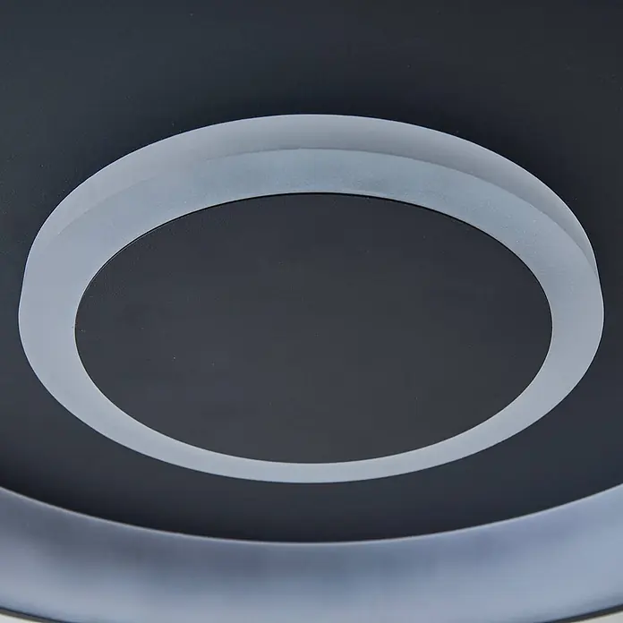 Lindby Deckenleuchte Lynden - schwarz - Runde LED-Deckenleuchte mit dunkelgrauem Zentrum und mattweißem Leuchtring.
