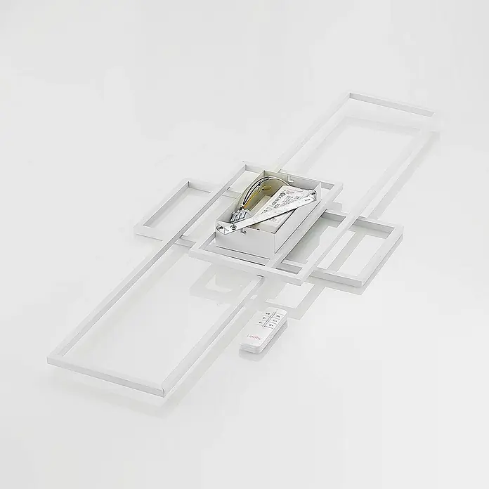 Lindby LED Deckenlampe in weiß matt, dimmbar Deckenleuchte -  - Weiße LED-Deckenleuchte aus Metall mit geometrischen Rahmen, zeigt internen Treiber und eine weiße Fernbedienung.