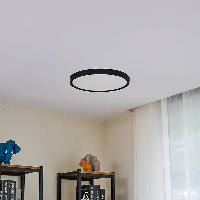 Lindby LED Deckenlampe Smart Home in schwarz matt, weiß, dimmbar -  - Schwarze, runde Deckenleuchte, bündig montiert.